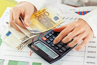 Φόρος εισοδήματος και για τους μισθωτούς – συνταξιούχους των 500 ευρώ!